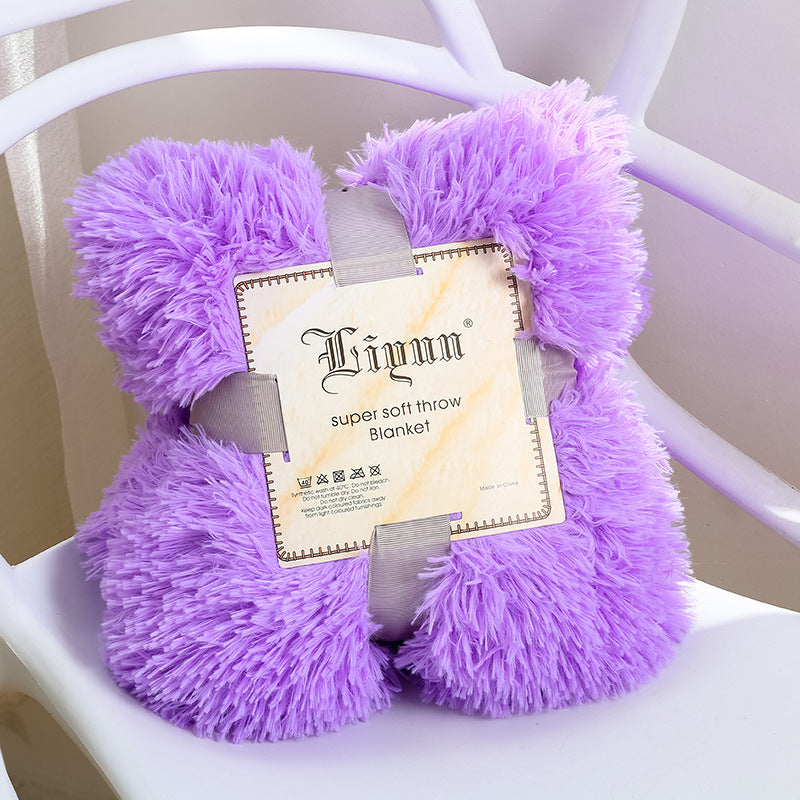 Ultra-Soft Coral Fleece Blanket for Refined Home Relaxation