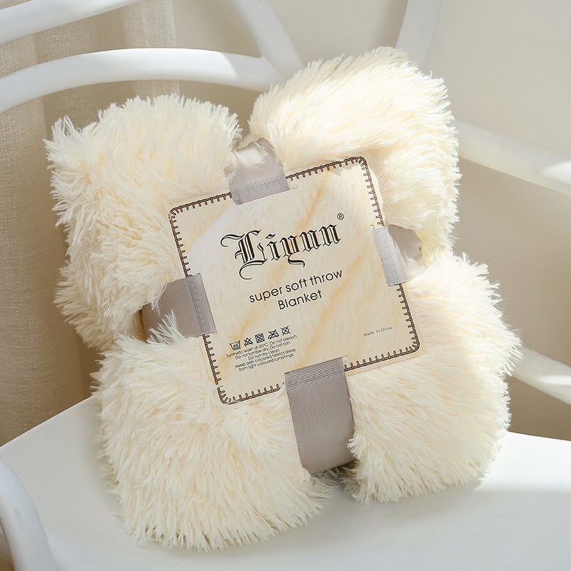 Ultra-Soft Coral Fleece Blanket for Refined Home Relaxation