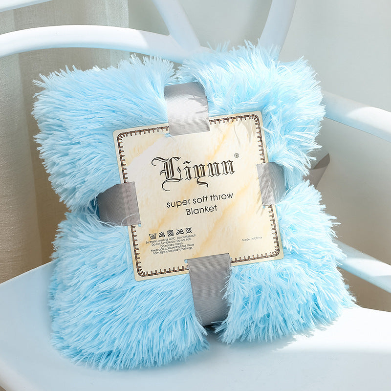 Ultra-Soft Coral Fleece Blanket for Refined Home Relaxation